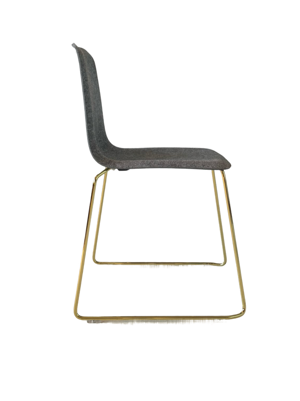 This Chair 141 - Stackable - gold/felt