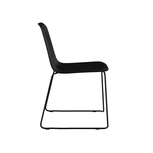 This chair 141 Plastic